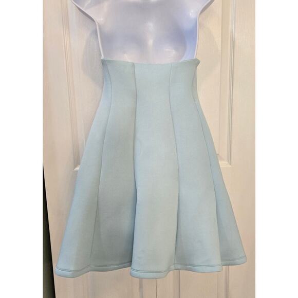 Asos minimal bandeau flippy mini dress. Futuristic Zenon Festival Spacesuit - Picture 5 of 14